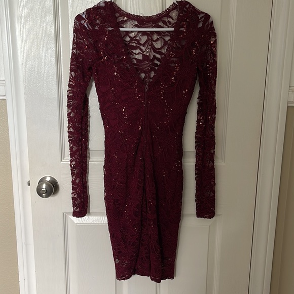 🖤 Windsor Lined Formal Lace Long Sleeve Dress - Picture 4 of 6